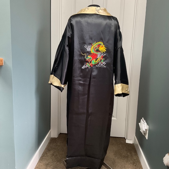 Gold and Black Reversible Lanna Pine Thai Silk Robe unisex size XL - Picture 3 of 11